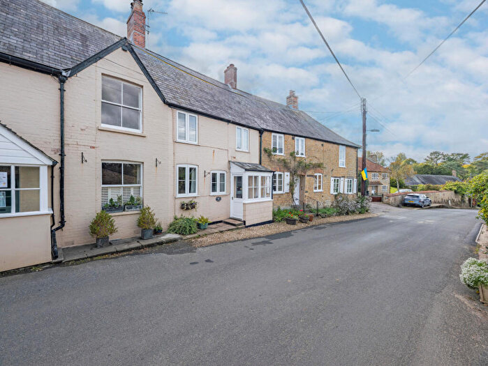 3 Bedroom Terraced House For Sale In Broadwindsor, Dorset, DT8