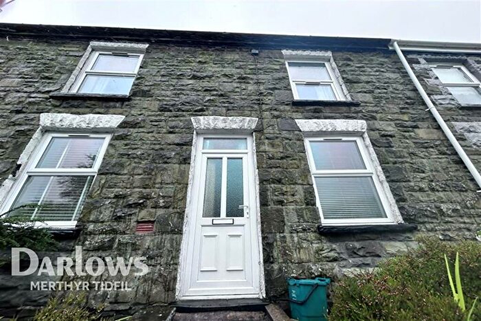 2 Bedroom Terraced House To Rent In East Road, Ferndale, CF43