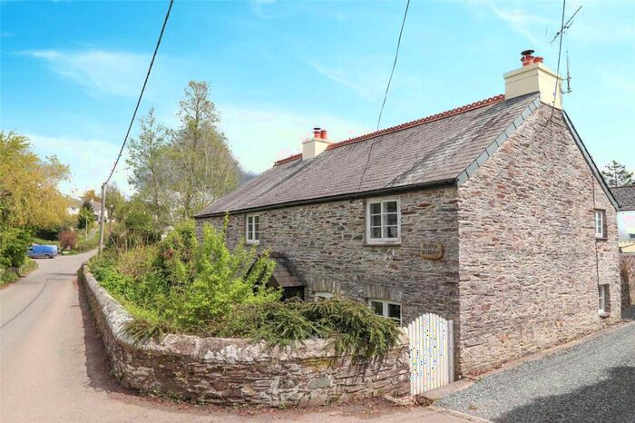 4 Bedroom Detached House For Sale In Lamerton, Tavistock, PL19