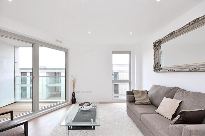 2 Bedroom Apartment To Rent In Balham Hill Clapham South, SW12