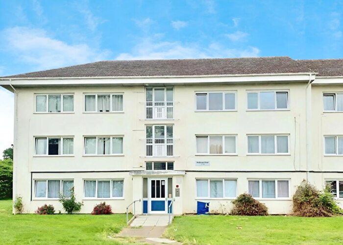 2 Bedroom Flat For Sale In Sedbergh Road, Southampton, SO16