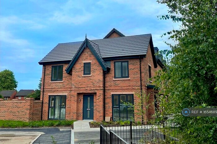 3 Bedroom Detached House To Rent In Bankside Close, Manchester, M7