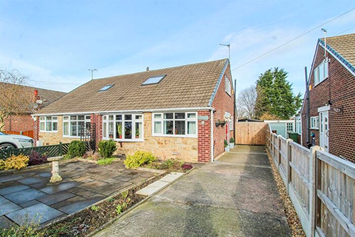 3 Bedroom Semi Detached Bungalow For Sale In Edward Drive, Wakefield, WF1