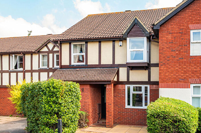 4 Bedroom Terraced House For Sale In Silbury Avenue, Mitcham, CR4
