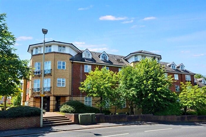 2 Bedroom Flat To Rent In Dexter Close, St Albans, AL1