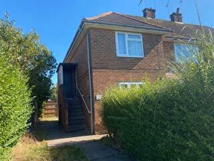 2 Bedroom Flat To Rent In Westhill Road, Retford, DN22