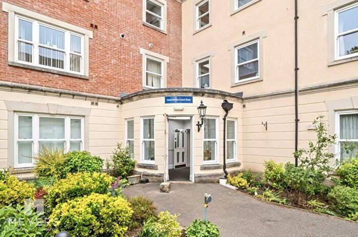 1 Bedroom Apartment For Sale In Somerleigh Road, Dorchester, DT1