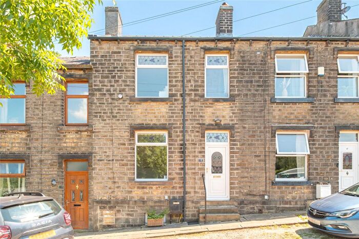 3 Bedroom Terraced House For Sale In Victoria Road, Meltham, Holmfirth, HD9
