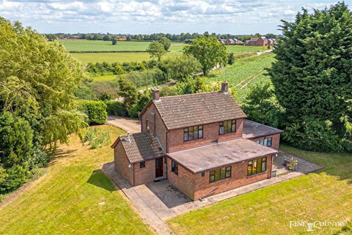 3 Bedroom Detached House For Sale In Moulton, PE12