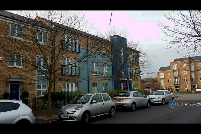 2 Bedroom Flat To Rent In Orchard Park, Cambridge, CB4