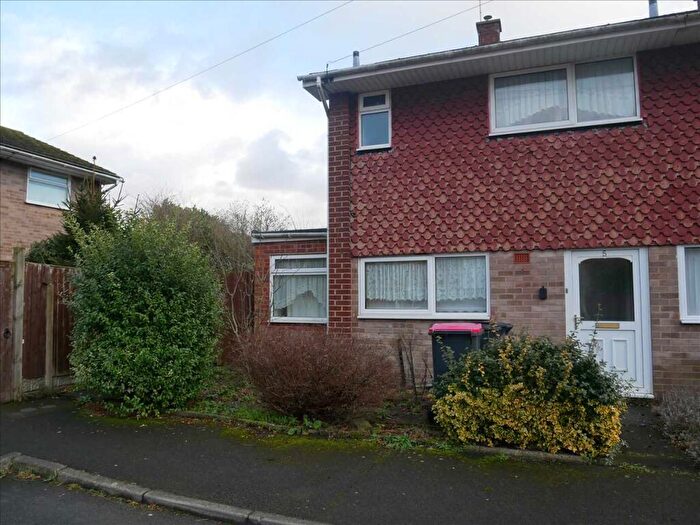 2 Bedroom Terraced House For Sale In Sherborne Close, Coleshill, B46