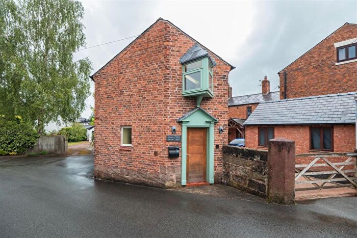 2 Bedroom Barn Conversion For Sale In Swan Court, Bunbury, CW6