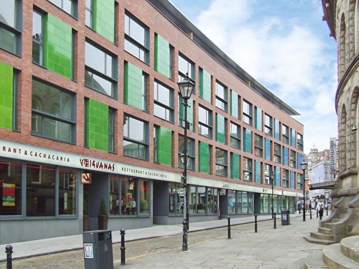 2 Bedroom Flat To Rent In Crown Street, Leeds, LS2