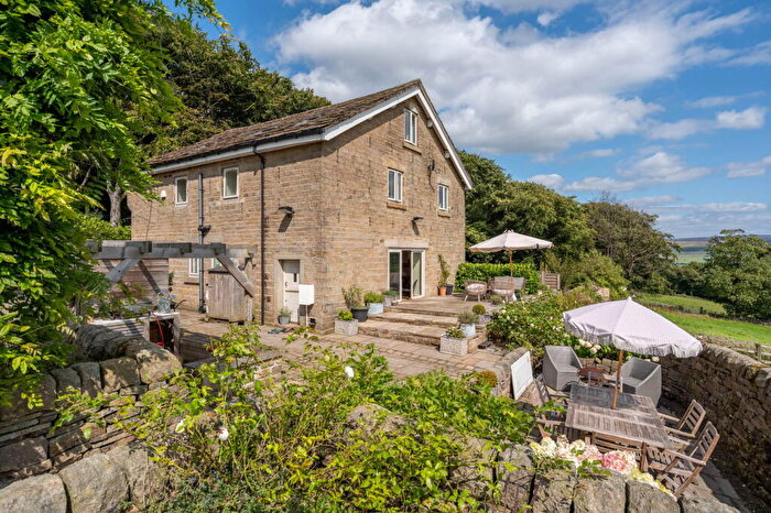 4 Bedroom Barn For Sale In Dewsnap Barn, Dewsnap Lane, Mottram, SK14