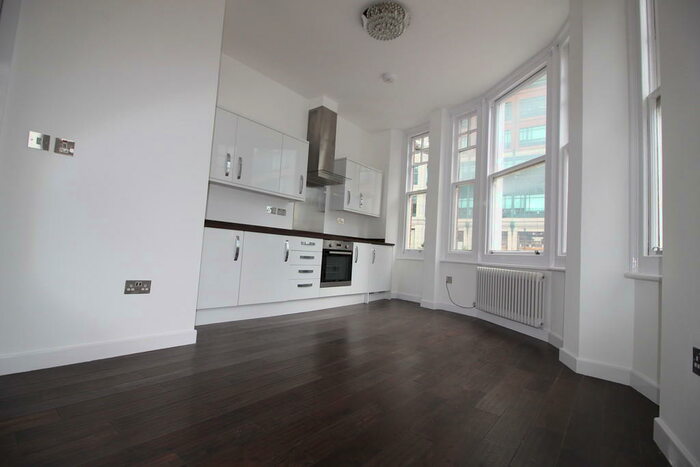 Studio To Rent In Bishops Gate, Liverpool Street, London, EC2M