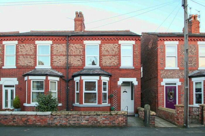 3 Bedroom Semi-Detached House To Rent In Alderley Road, Flixton, Manchester, M41