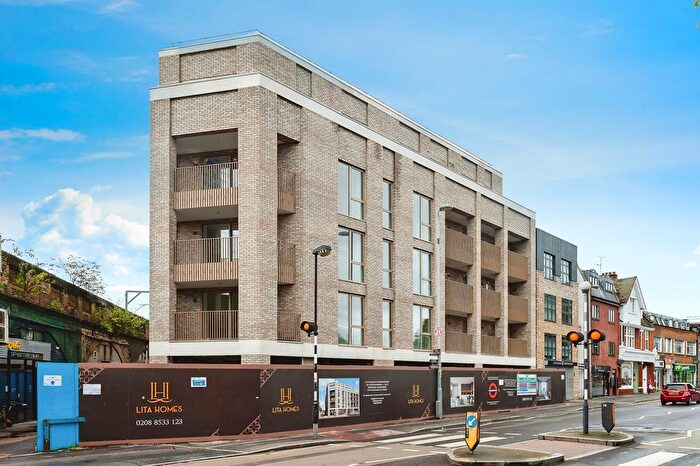 1 Bedroom Flat For Sale In High Road Leyton, London, E10