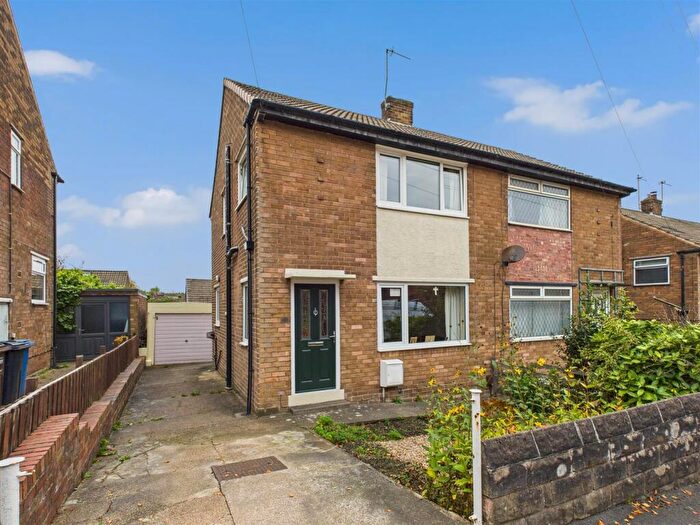 3 Bedroom Semi-Detached House For Sale In Tadcaster Road, Woodseats, Sheffield, S8