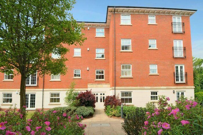 2 Bedroom Apartment To Rent In Newbury, Berkshire, RG14