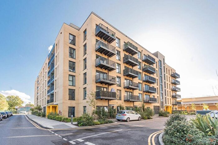 1 Bedroom Flat For Sale In Westmoreland Road, Kingsbury, London, NW9