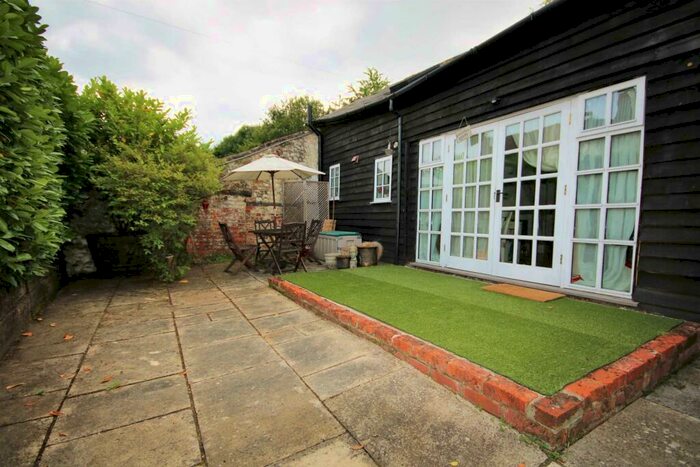 1 Bedroom Cottage To Rent In Runfold St George, Farnham, GU10