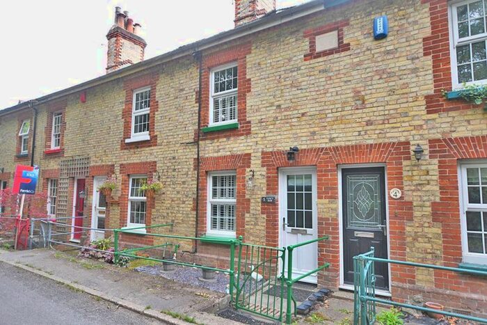 2 Bedroom Property For Sale In Thurnham Lane, Bearsted, Maidstone, ME14