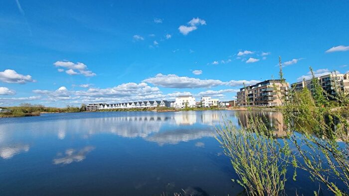2 Bedroom Flat For Sale In Flagstaff Road, Reading, RG2