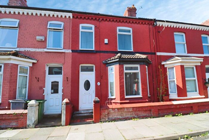 3 Bedroom House To Rent In Woodford Road, New Ferry, CH62