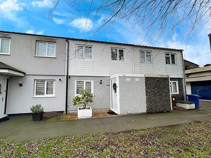 3 Bedroom Terraced House For Sale In Verbena Close, South Ockendon, RM15