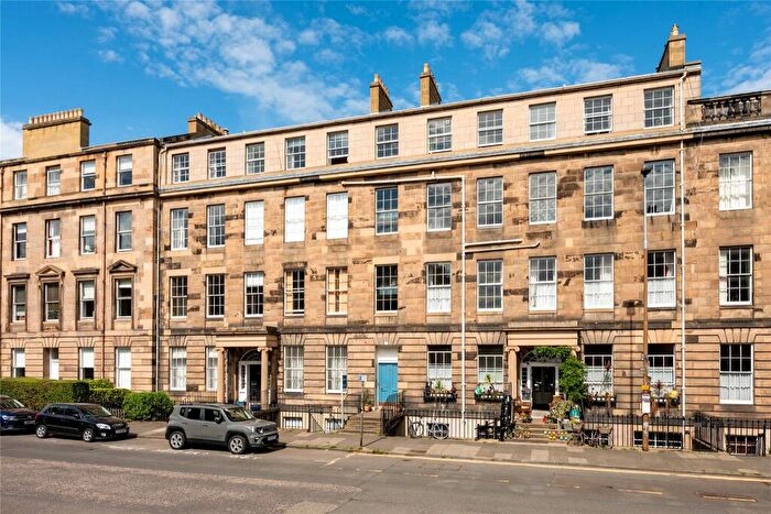 1 Bedroom Apartment For Sale In Henderson Row, Stockbridge, Edinburgh, EH3