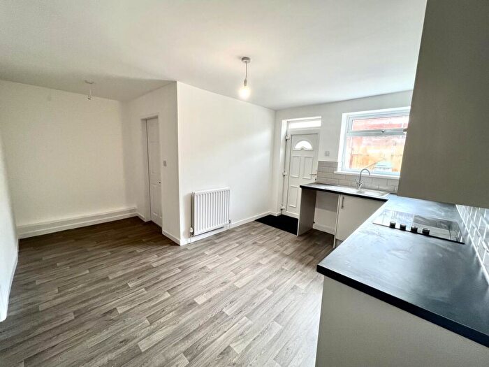 3 Bedroom Terraced House To Rent In Front Street, DH7