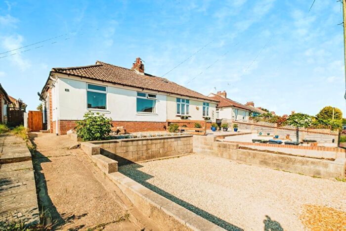 3 Bedroom Semi-Detached Bungalow For Sale In Buci Crescent, Shoreham-By-Sea, BN43