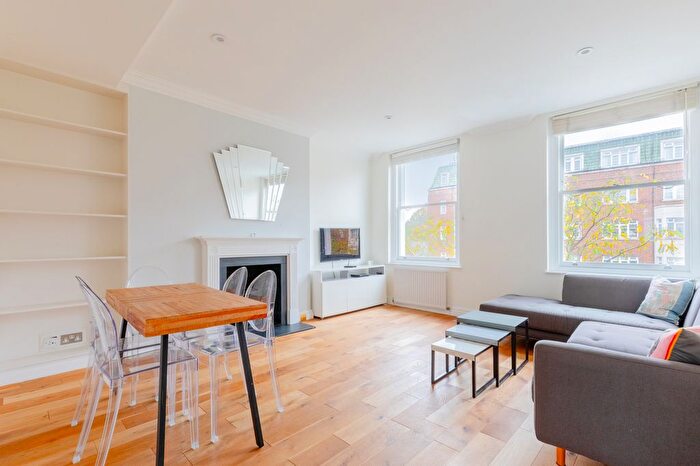 2 Bedroom Flat To Rent In Earls Court Road, London, W8