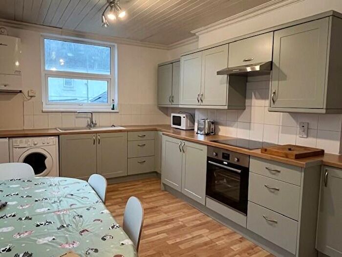 4 Bedroom Terraced House To Rent In Lipson Road, Plymouth, Devon, PL4