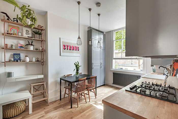 1 Bedroom Flat To Rent In Fonthill Road, N4