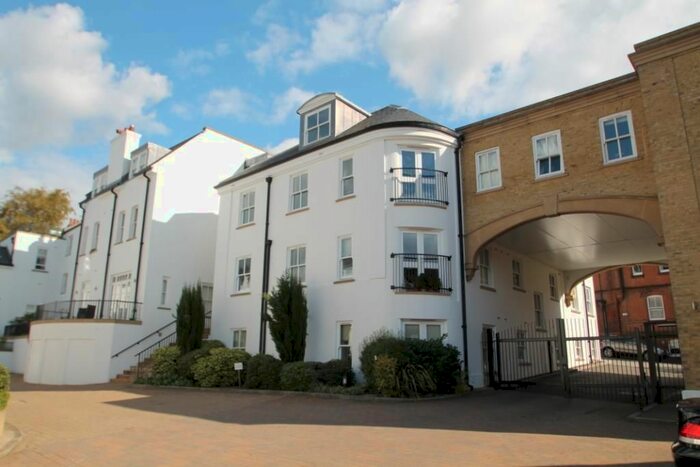 2 Bedroom Flat To Rent In King Henry Mews, Harrow-On-The-Hill, Harrow, HA2