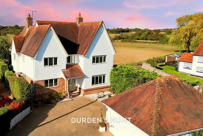 5 Bedroom Detached House For Sale In Dunmow Road, Ongar, CM5