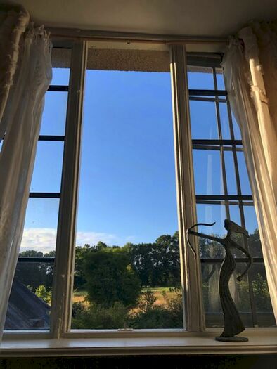 4 Bedroom Country House For Sale In Historic Small Estate, EX19