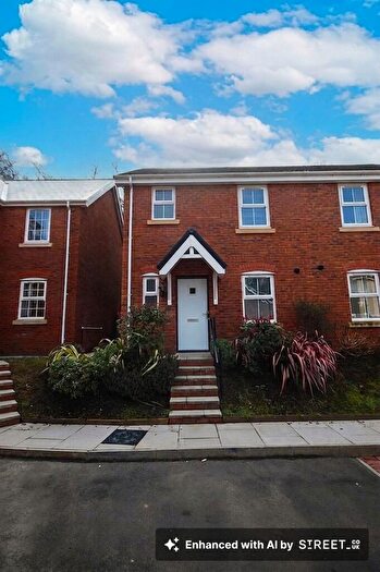 3 Bedroom Semi-Detached House To Rent In Glynneath, Neath, SA11