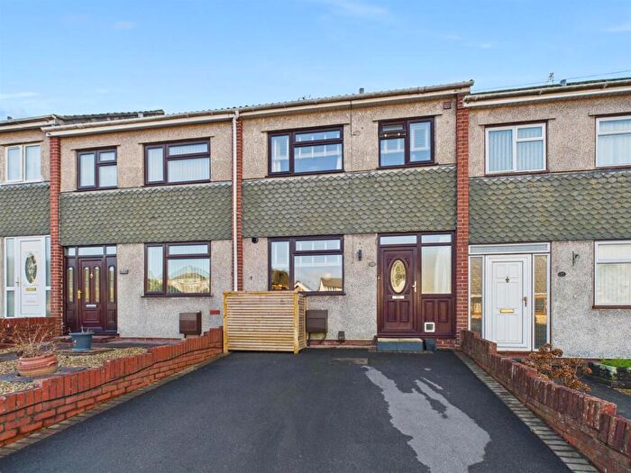 3 Bedroom Terraced House For Sale In The Wynstones, Hanham, Bristol, BS15