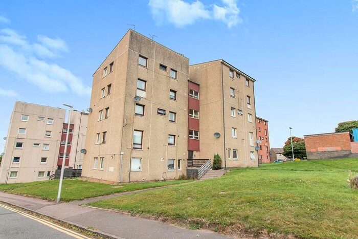 2 Bedroom Flat To Rent In Lossie Place, Dundee, DD2