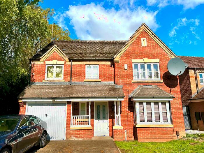 5 Bedroom Detached House To Rent In Rockery Close, Leicester, LE5