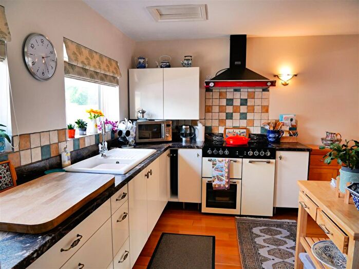 3 Bedroom Detached Bungalow For Sale In Curzon Street, Calne, SN11
