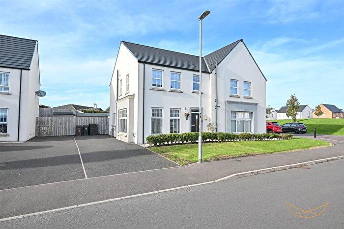 3 Bedroom Semi-Detached House For Sale In Ashbourne Manor, Carrickfergus, BT38