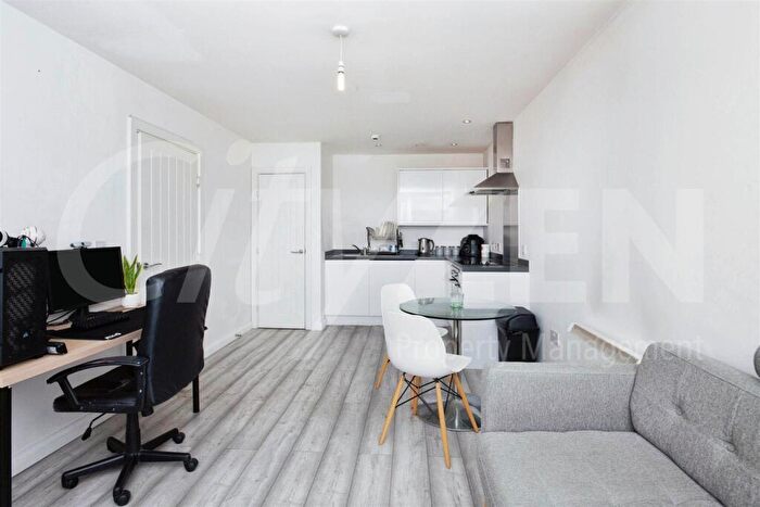 1 Bedroom Flat To Rent In Grove House, Skerton Road, Manchester, M16