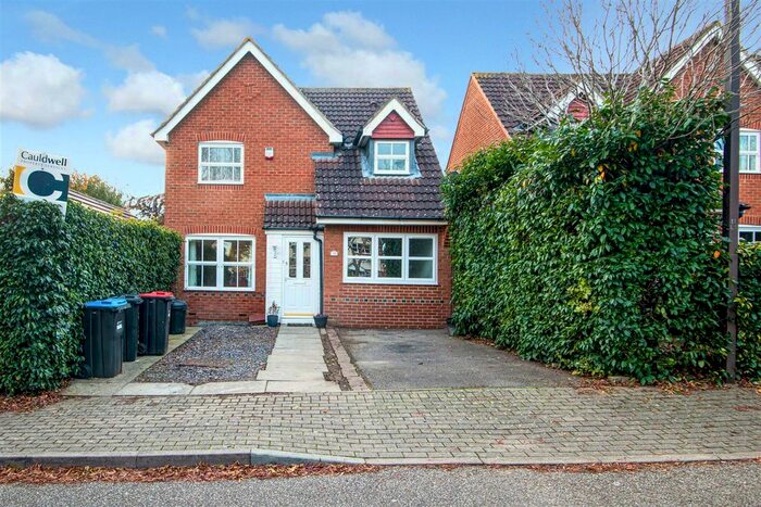 3 Bedroom Detached House To Rent In Langerstone Lane, Tattenhoe, Milton Keynes, MK4