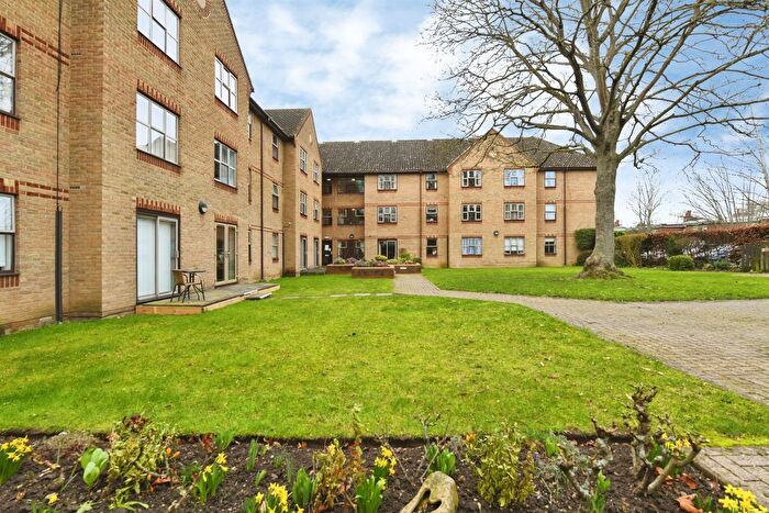 1 Bedroom Flat For Sale In Springfield Road, Chelmsford, CM2