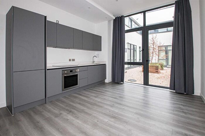 1 Bedroom Apartment To Rent In Capital Drive, Linford Wood, MK14