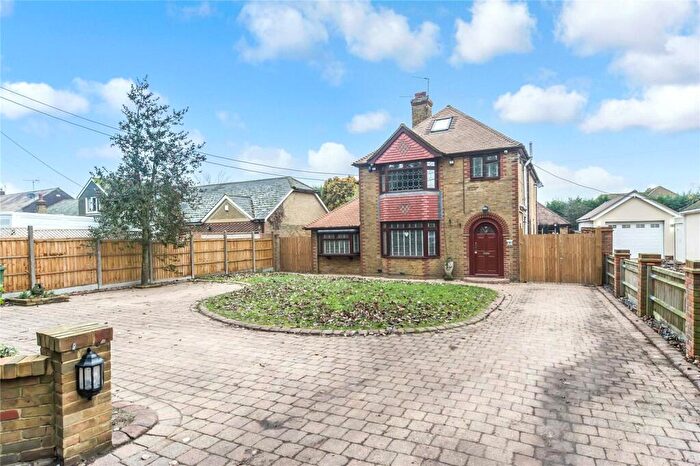 5 Bedroom House To Rent In Wallbridge Lane, Rainham, Gillingham, Kent, ME8