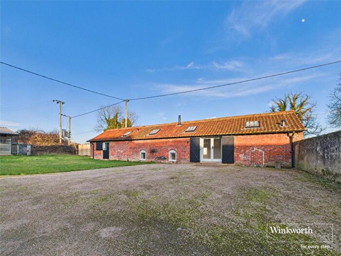 2 Bedroom Bungalow To Rent In Lower Wyke, Andover, Hampshire, SP11